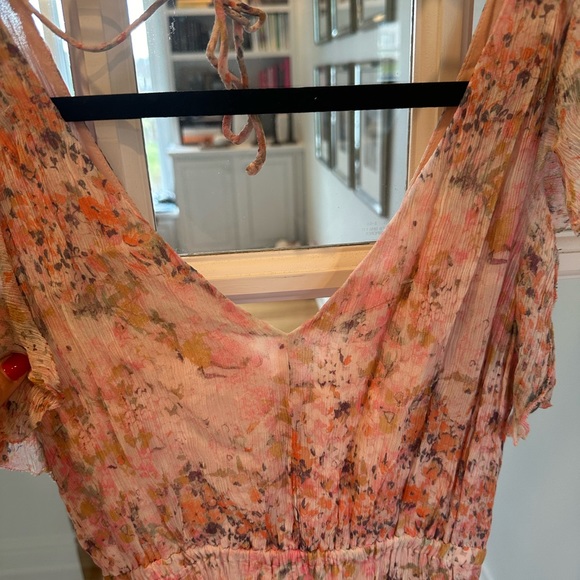 HD in Paris from Anthropologie, hi low floral midi- size 4 - Picture 4 of 4